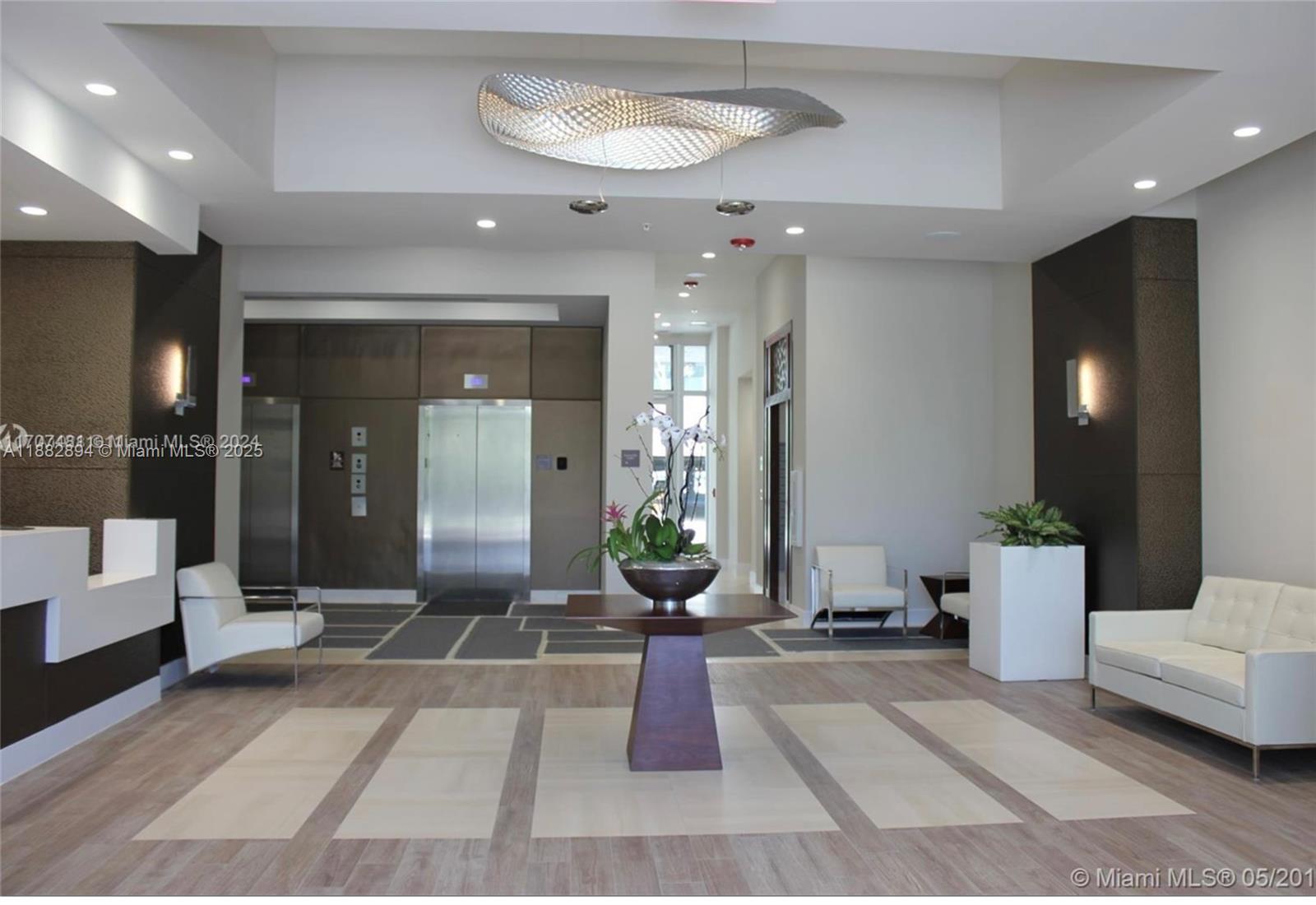 GRAND BAY COMMONS SOUTH - Residential