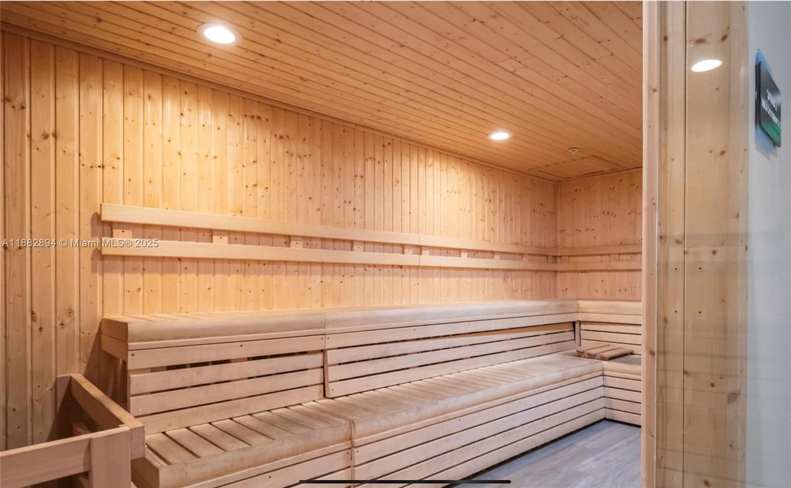 GRAND BAY COMMONS SOUTH - Residential