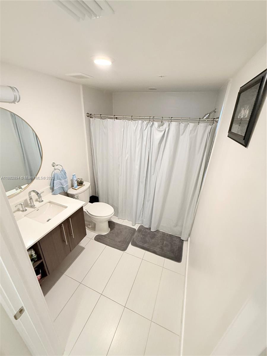 GRAND BAY COMMONS SOUTH - Residential