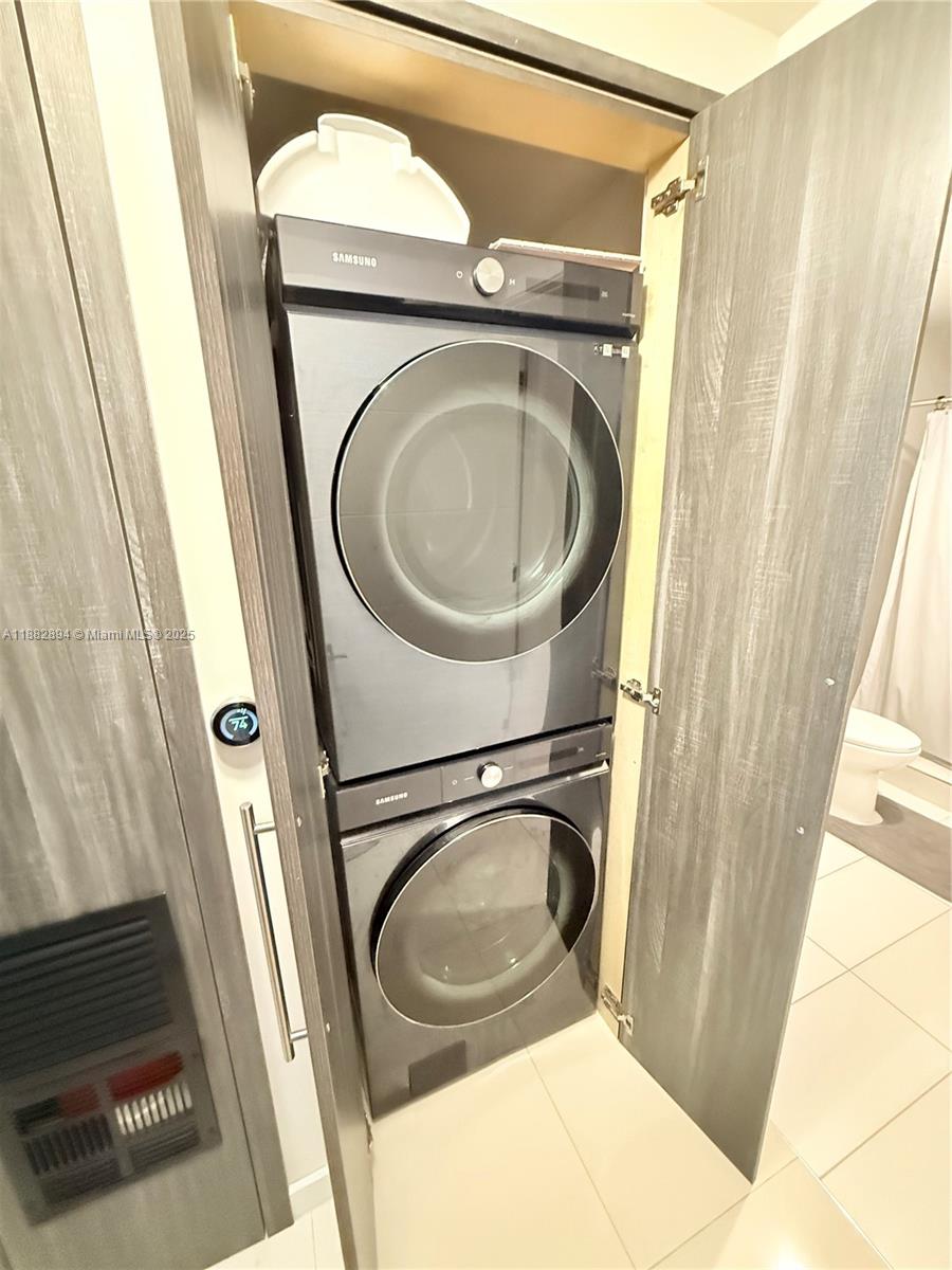 GRAND BAY COMMONS SOUTH - Residential