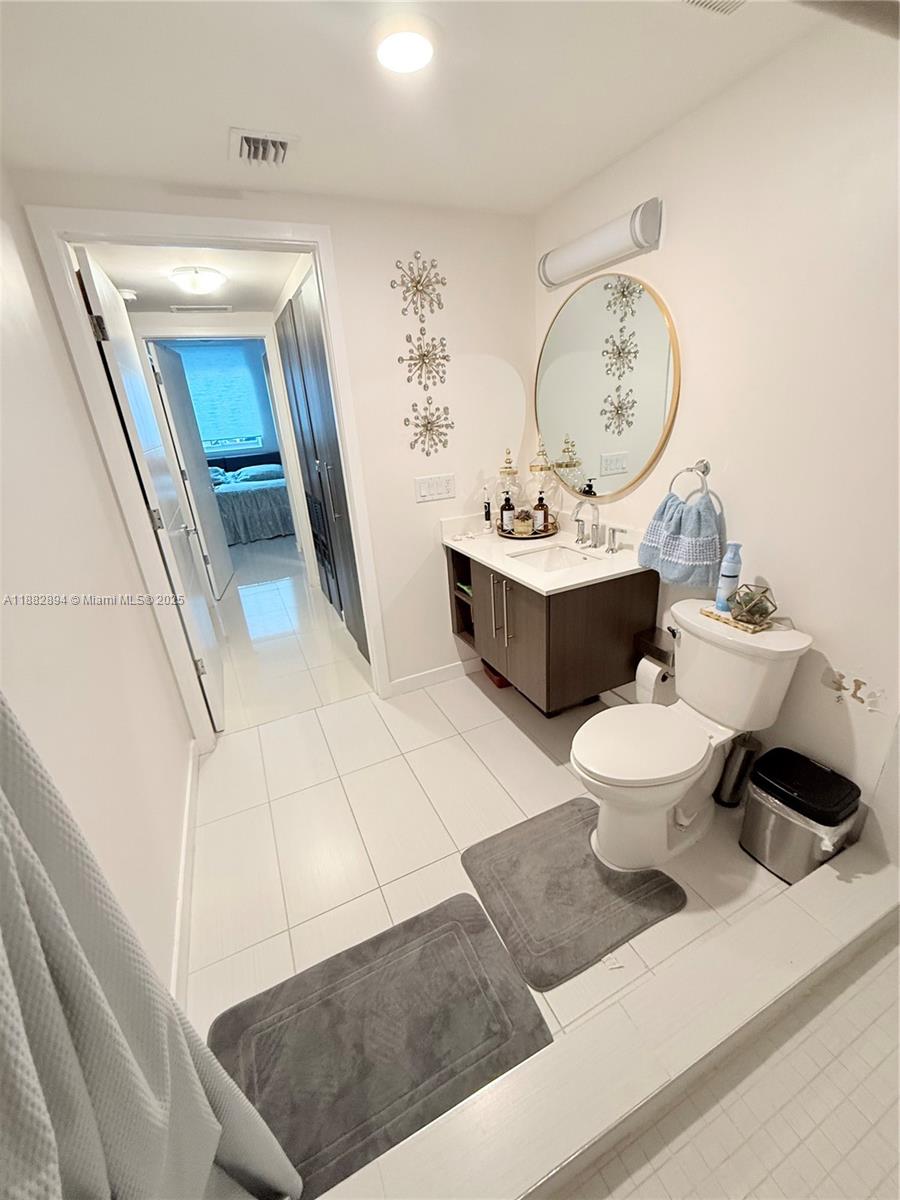 GRAND BAY COMMONS SOUTH - Residential