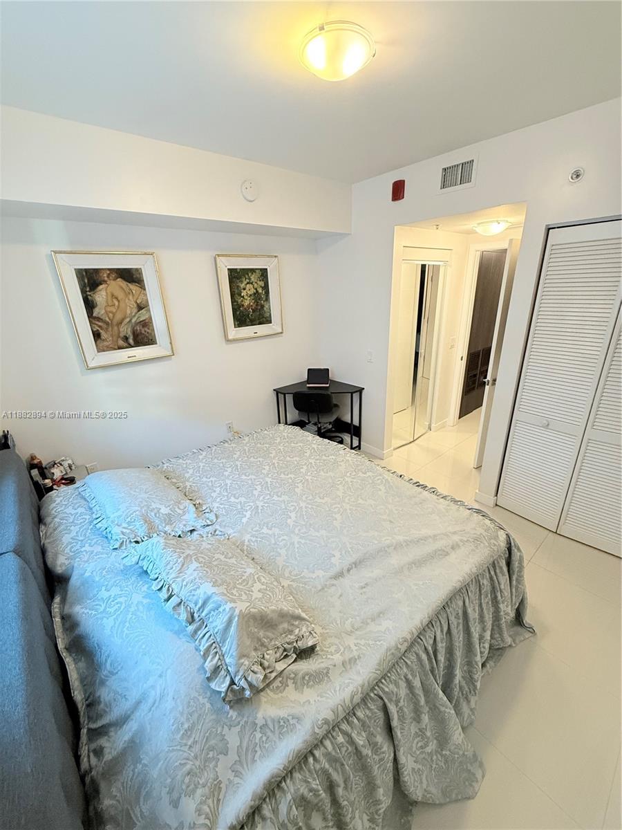 GRAND BAY COMMONS SOUTH - Residential