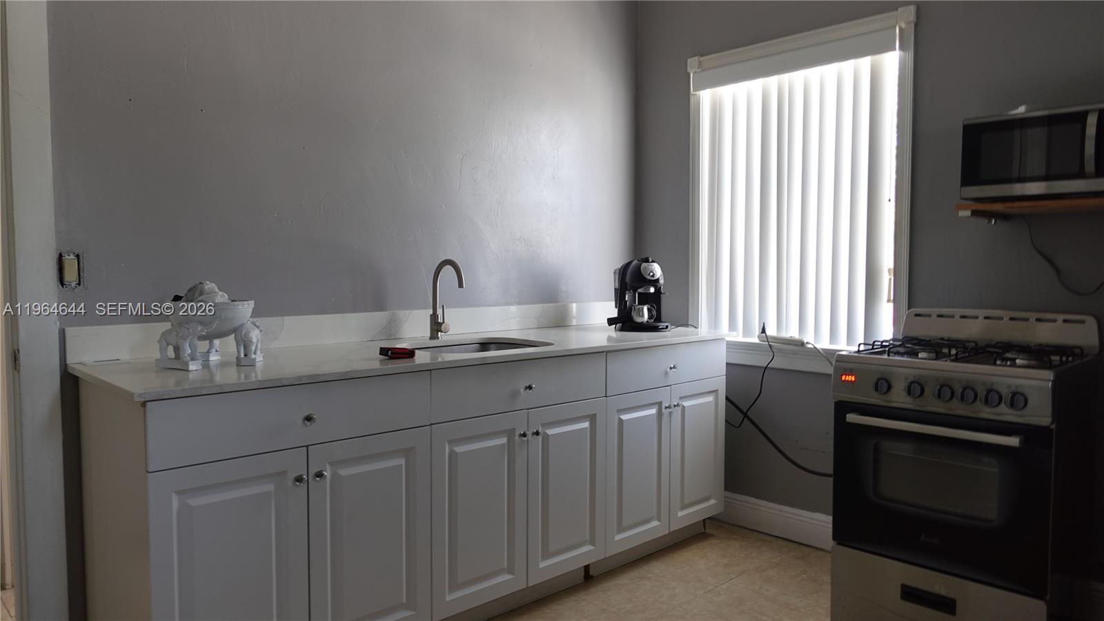 MYRTLE GROVE 1ST ADDN - Residential