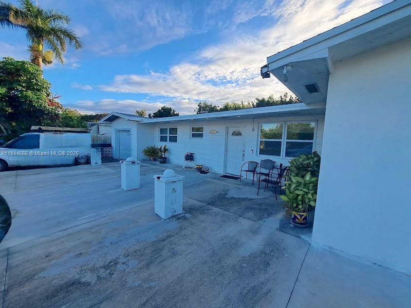 MELODY MANOR - Residential