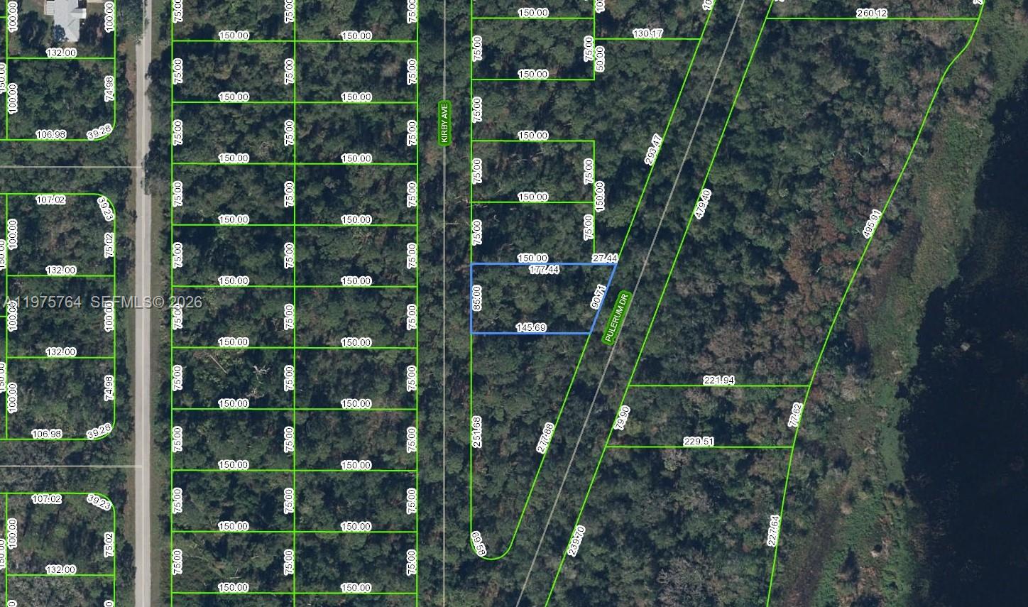 HIGHLANDS PARK - Land