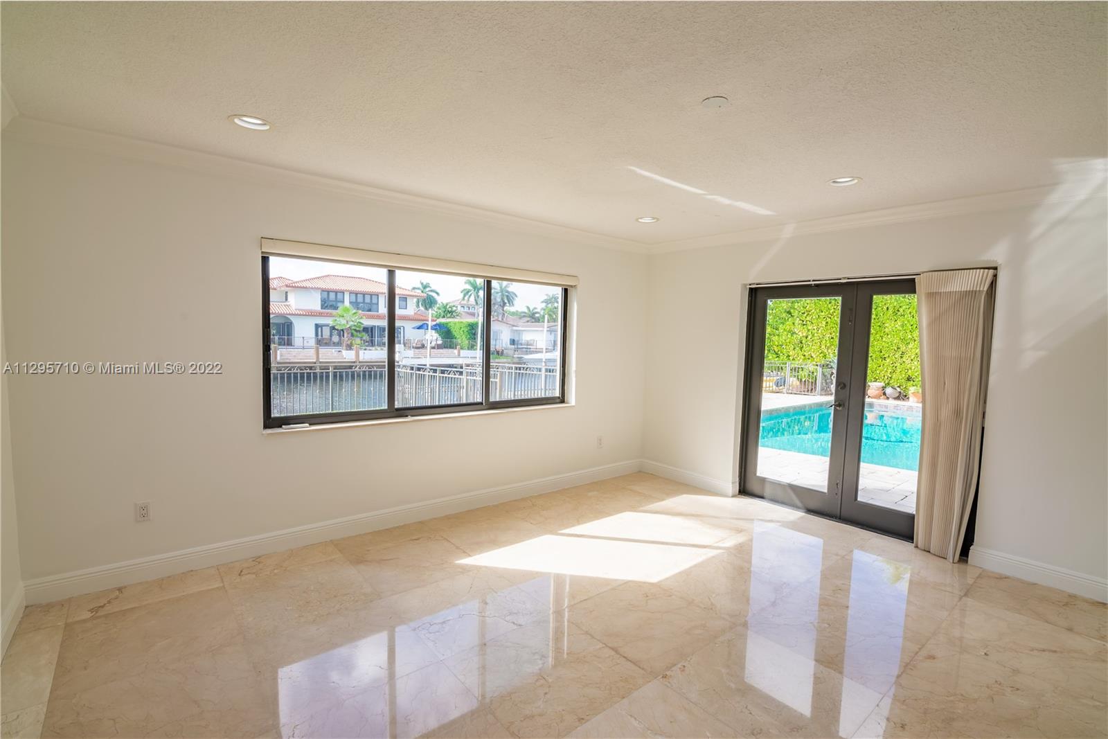 EASTERN SHORES 1ST ADDN - Residential