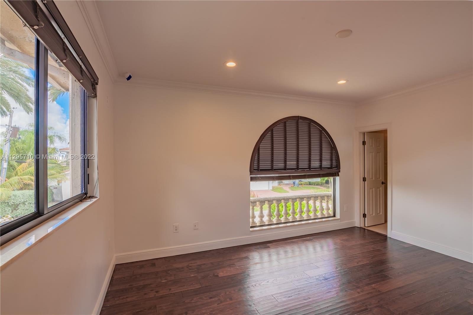 EASTERN SHORES 1ST ADDN - Residential