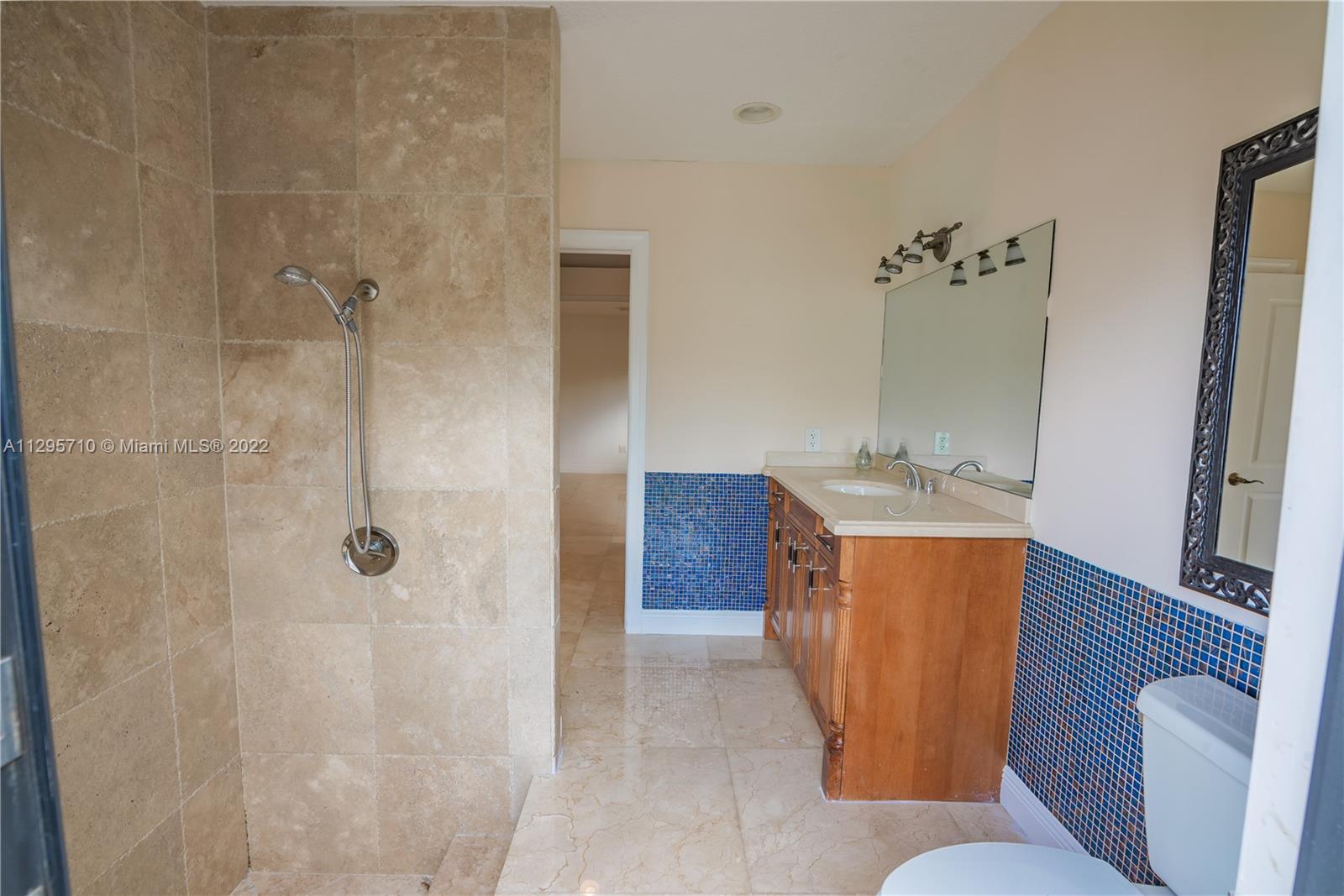 EASTERN SHORES 1ST ADDN - Residential