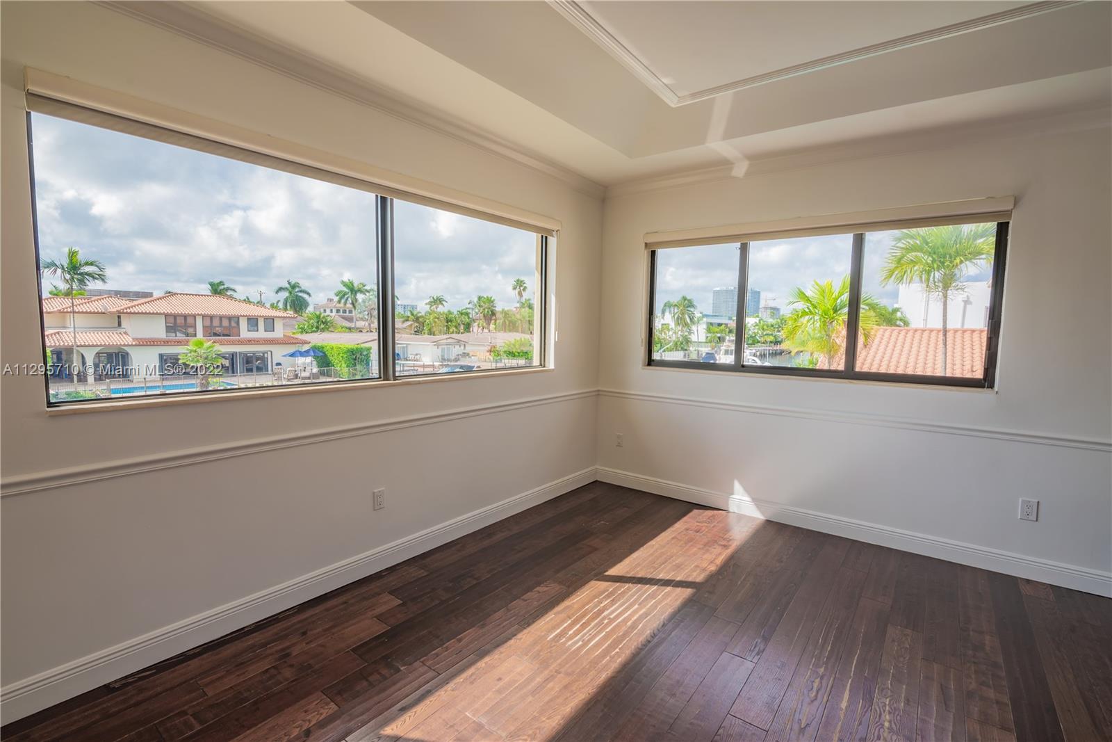 EASTERN SHORES 1ST ADDN - Residential