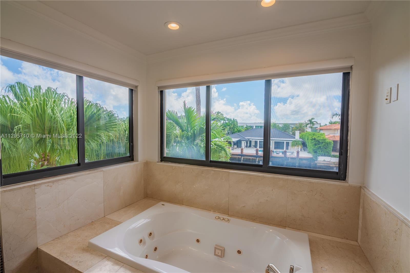 EASTERN SHORES 1ST ADDN - Residential