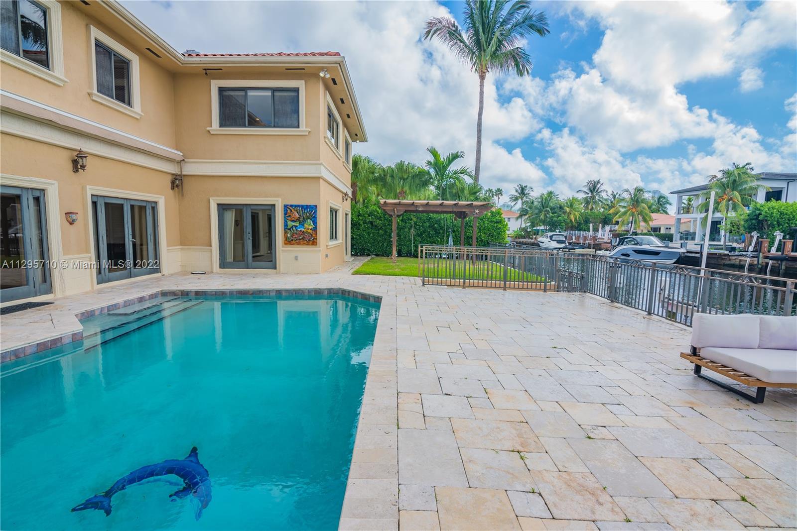 EASTERN SHORES 1ST ADDN - Residential