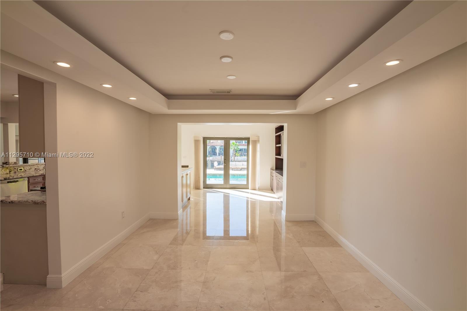 EASTERN SHORES 1ST ADDN - Residential