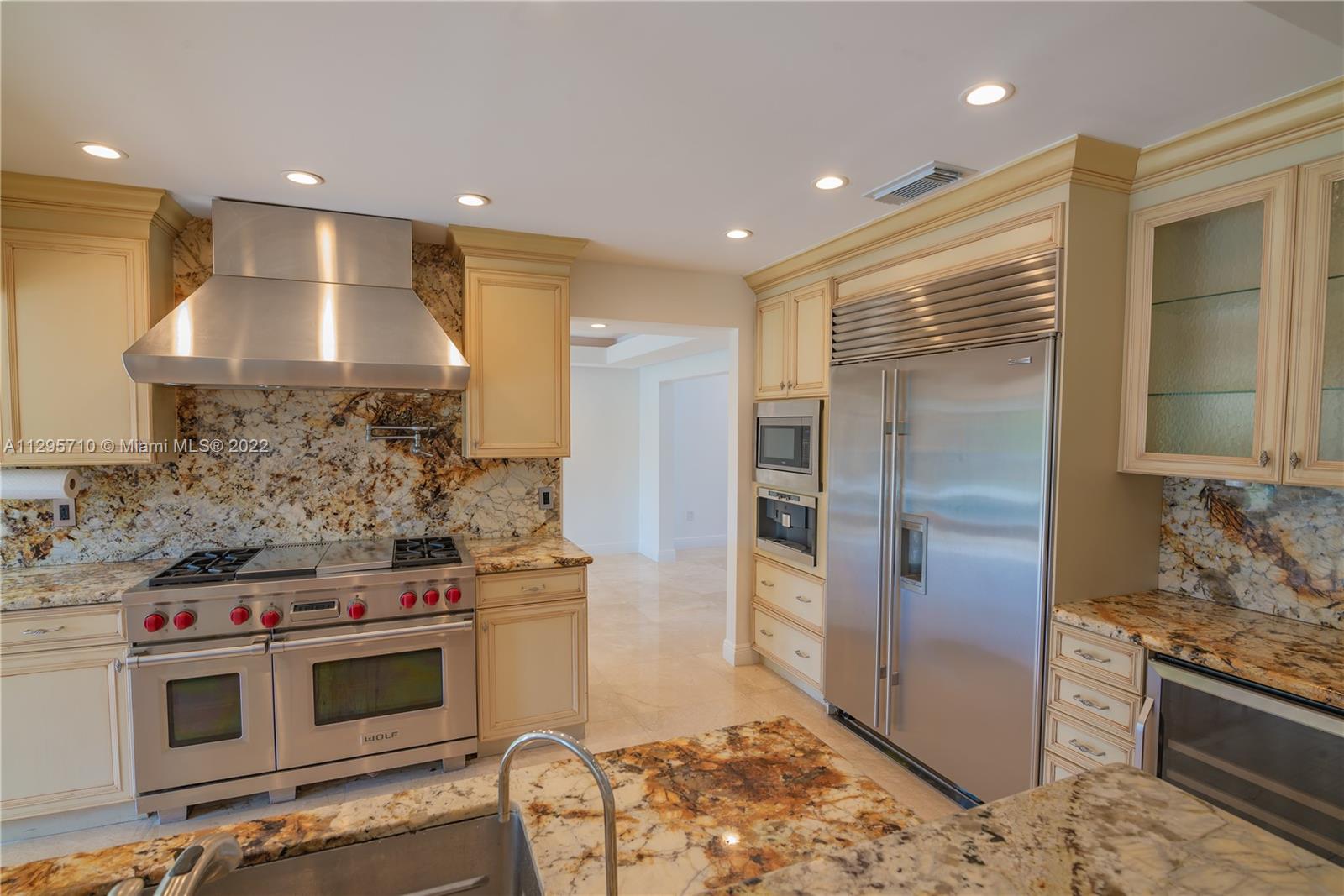 EASTERN SHORES 1ST ADDN - Residential