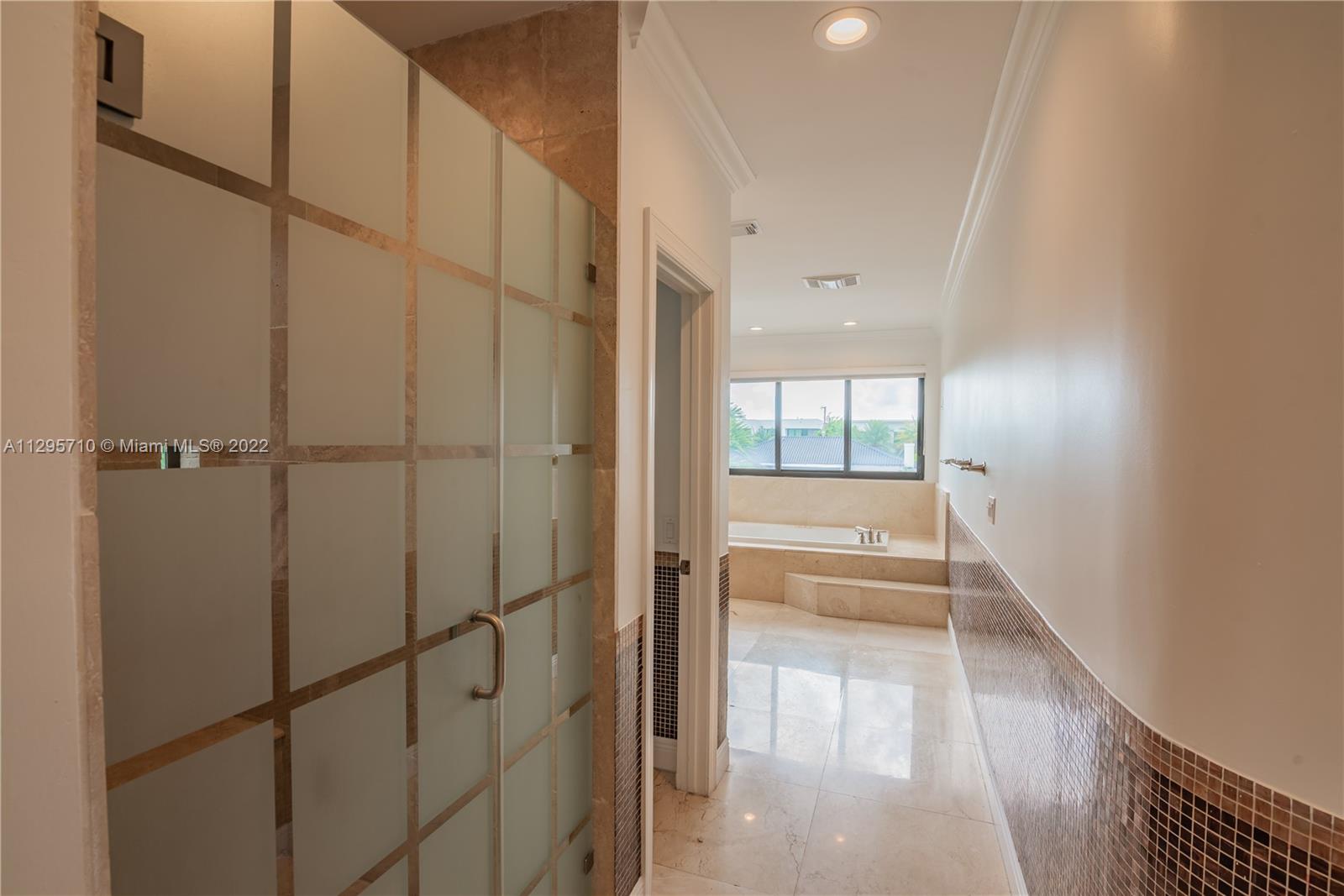 EASTERN SHORES 1ST ADDN - Residential