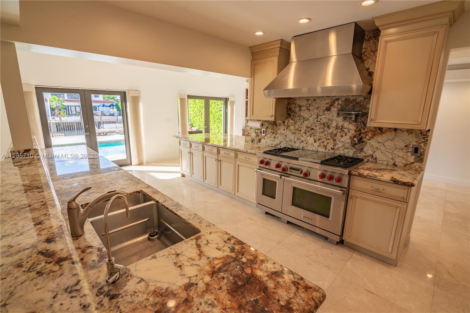 EASTERN SHORES 1ST ADDN - Residential