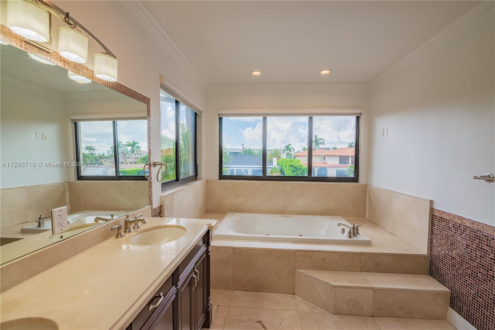 EASTERN SHORES 1ST ADDN - Residential