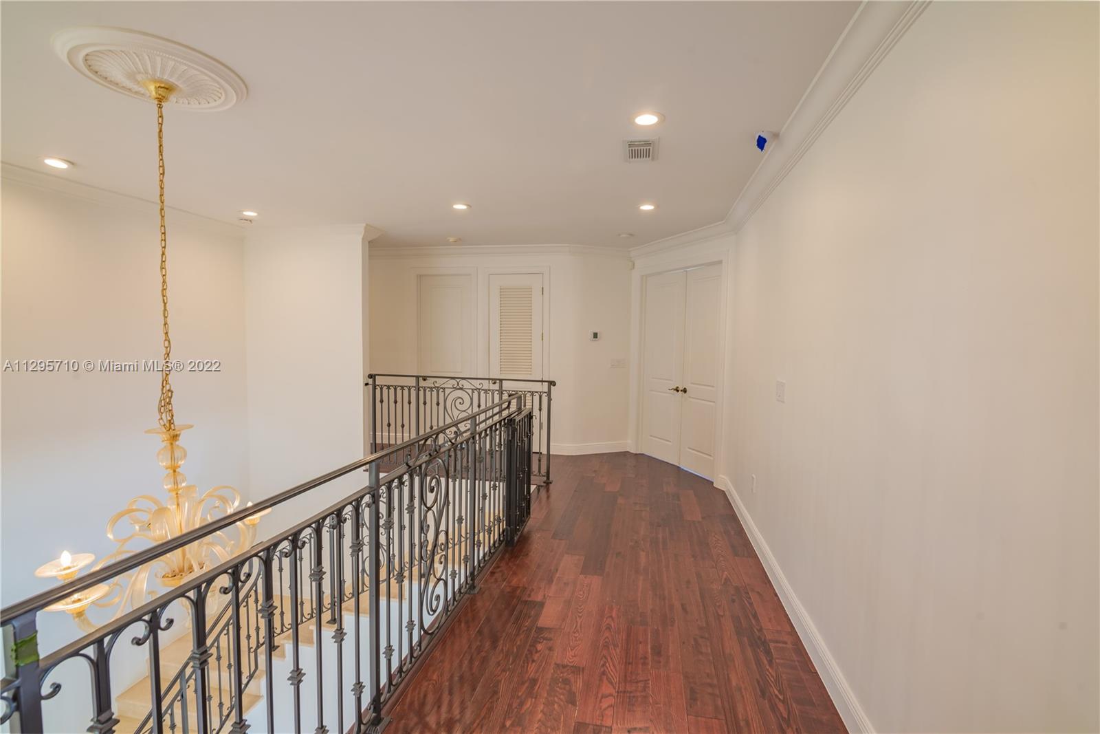 EASTERN SHORES 1ST ADDN - Residential