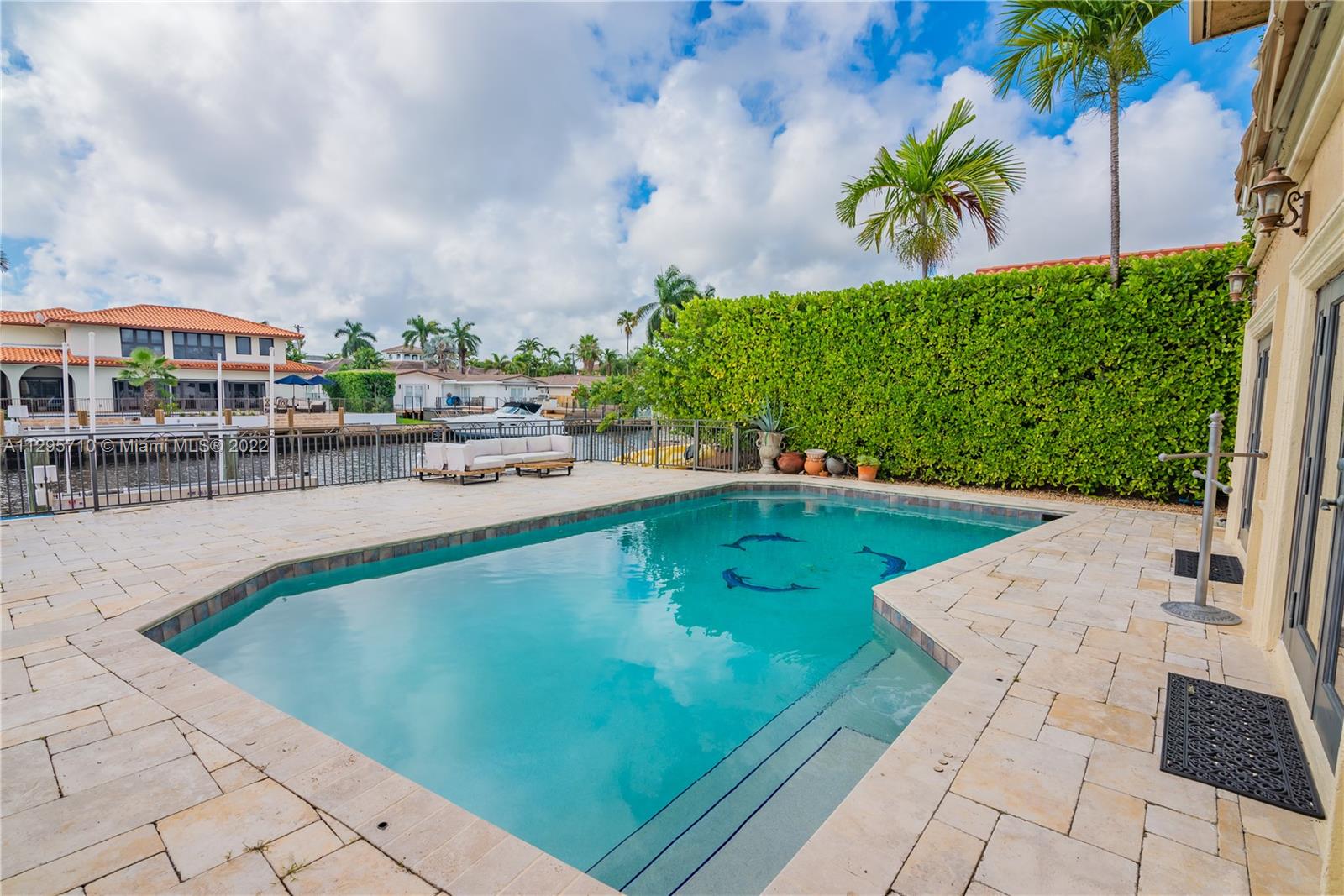 EASTERN SHORES 1ST ADDN - Residential