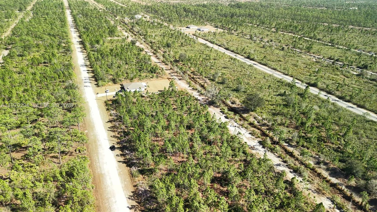 INDIAN LAKE ESTATES - Land