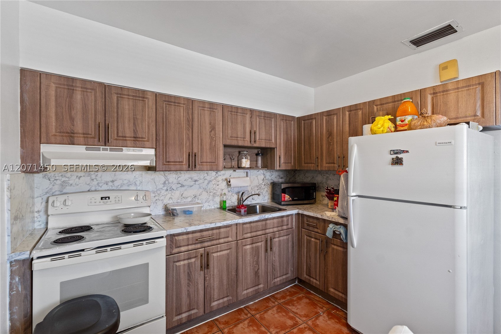 3445 NW 2nd St