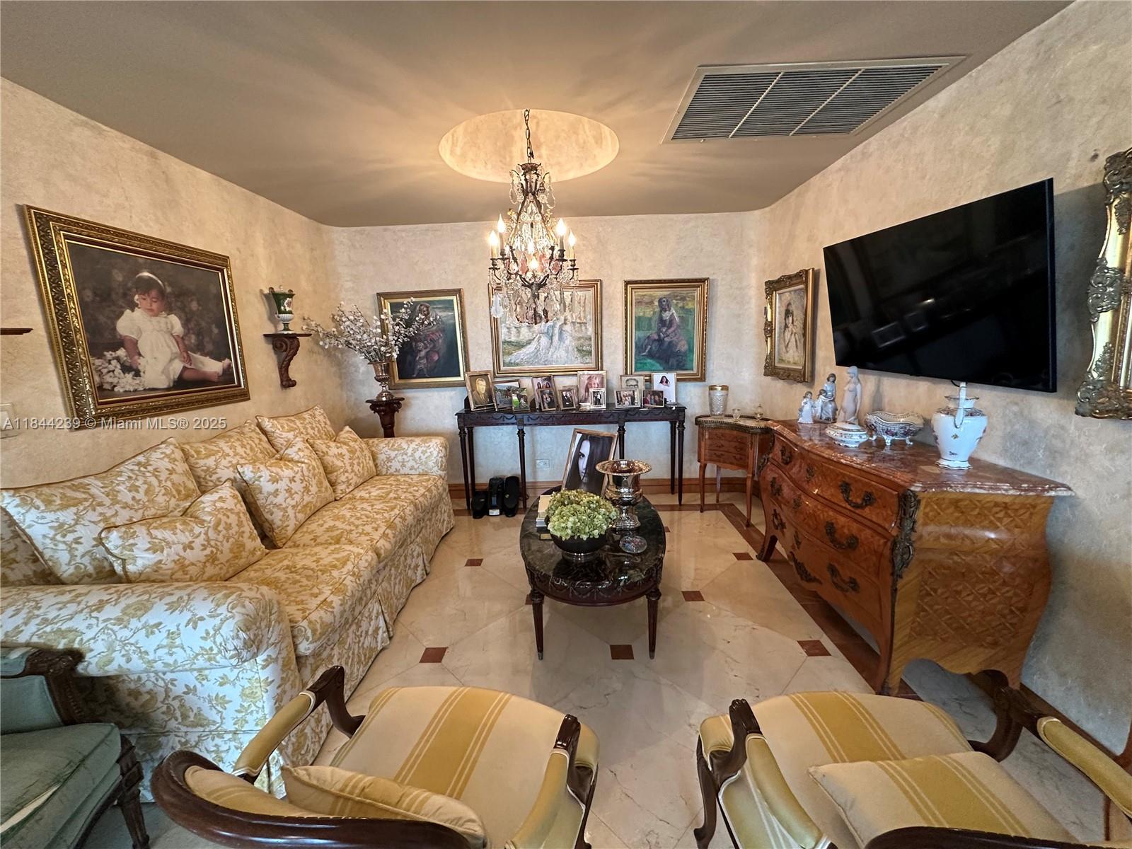 Charming 2 bed, 2 bath apartment in prime Coral Gables location! Features a fully remodeled kitchen, spacious layout, and stunning views of Coral Gables. Just a short walk to Miracle Mile’s dining and shopping, and ideally situated between the Biltmore Hotel and Granada Golf Course. A rare opportunity to live in the heart of the Gables!