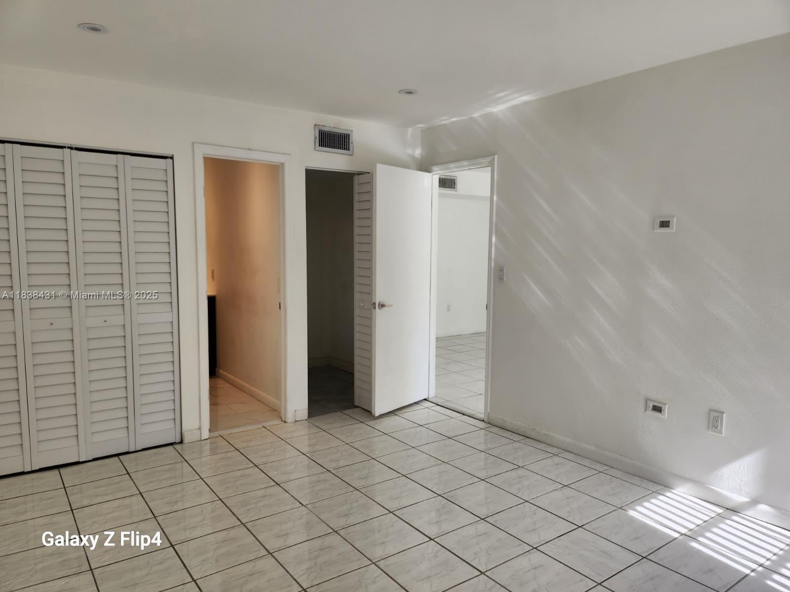 SUNSET VILLAS PHASE II CO - Residential