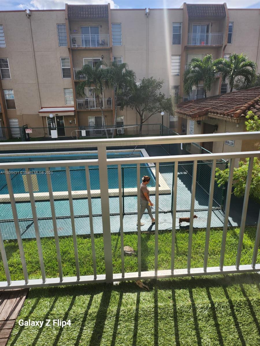 SUNSET VILLAS PHASE II CO - Residential