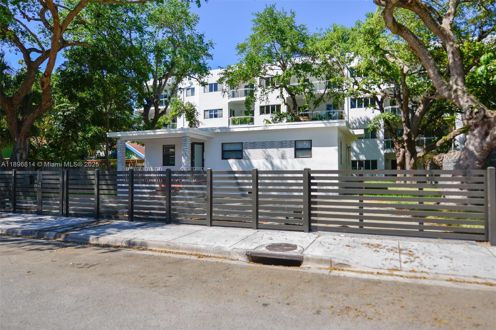 KNIGHTS ADD LEMON CITY - Residential Lease