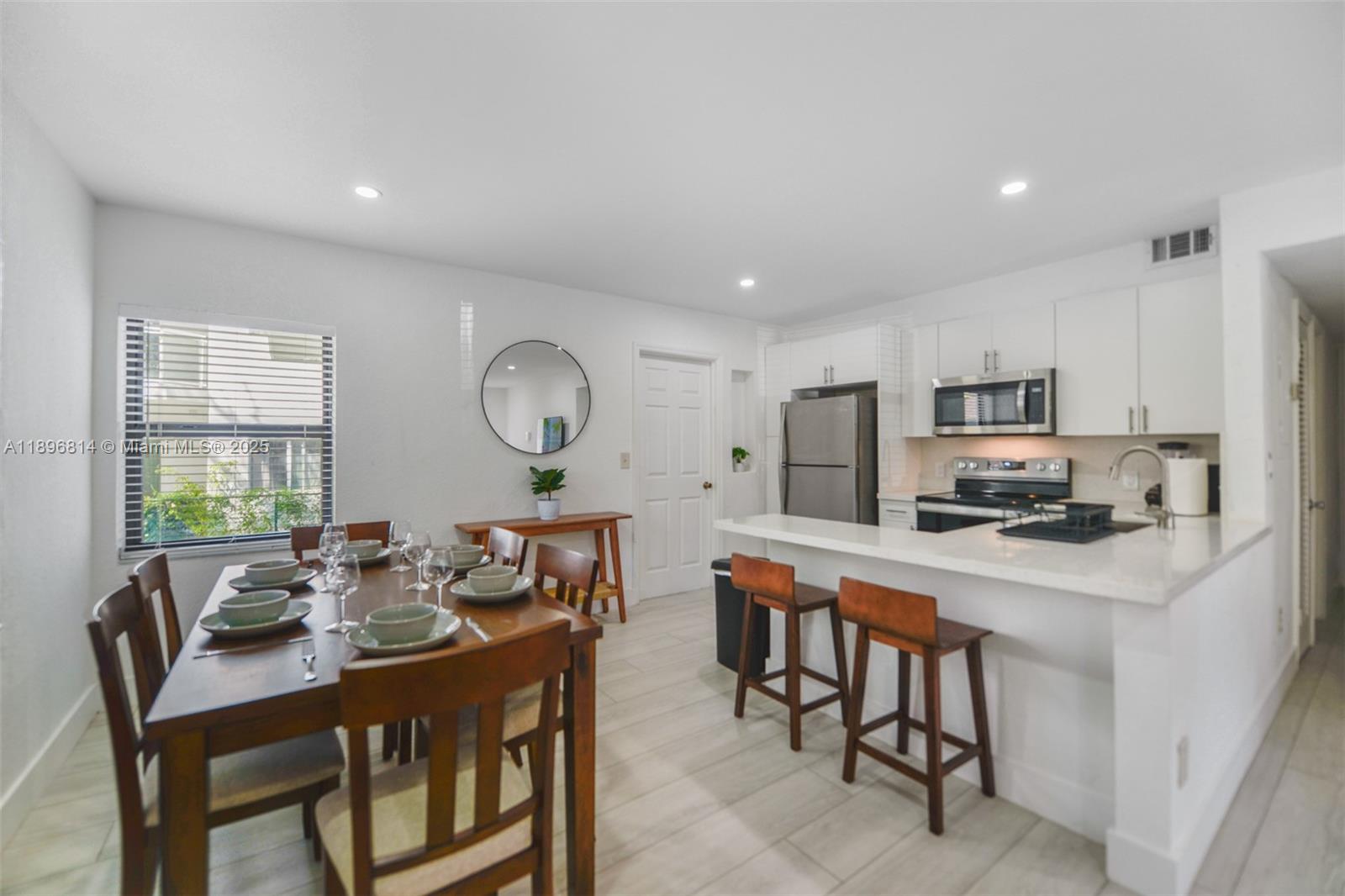 KNIGHTS ADD LEMON CITY - Residential Lease