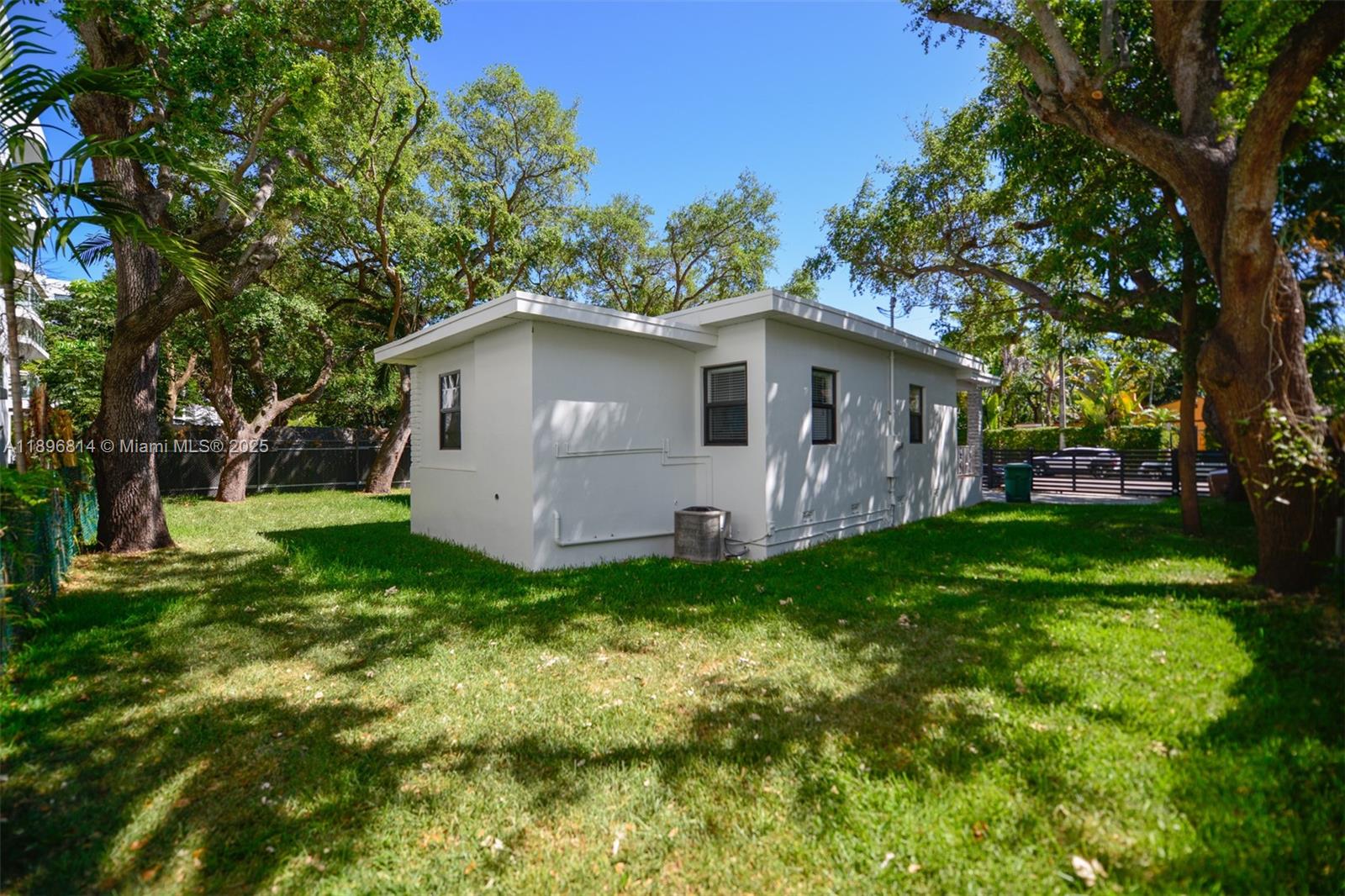 KNIGHTS ADD LEMON CITY - Residential Lease