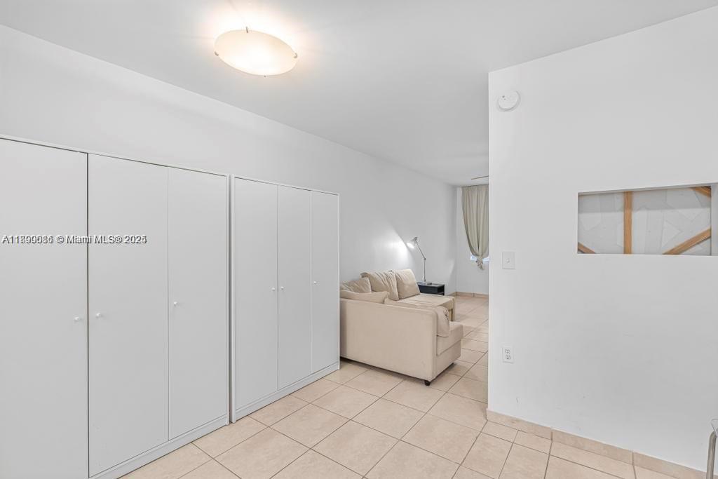 OCEAN SHORE CO-OP APTS IN - Residential