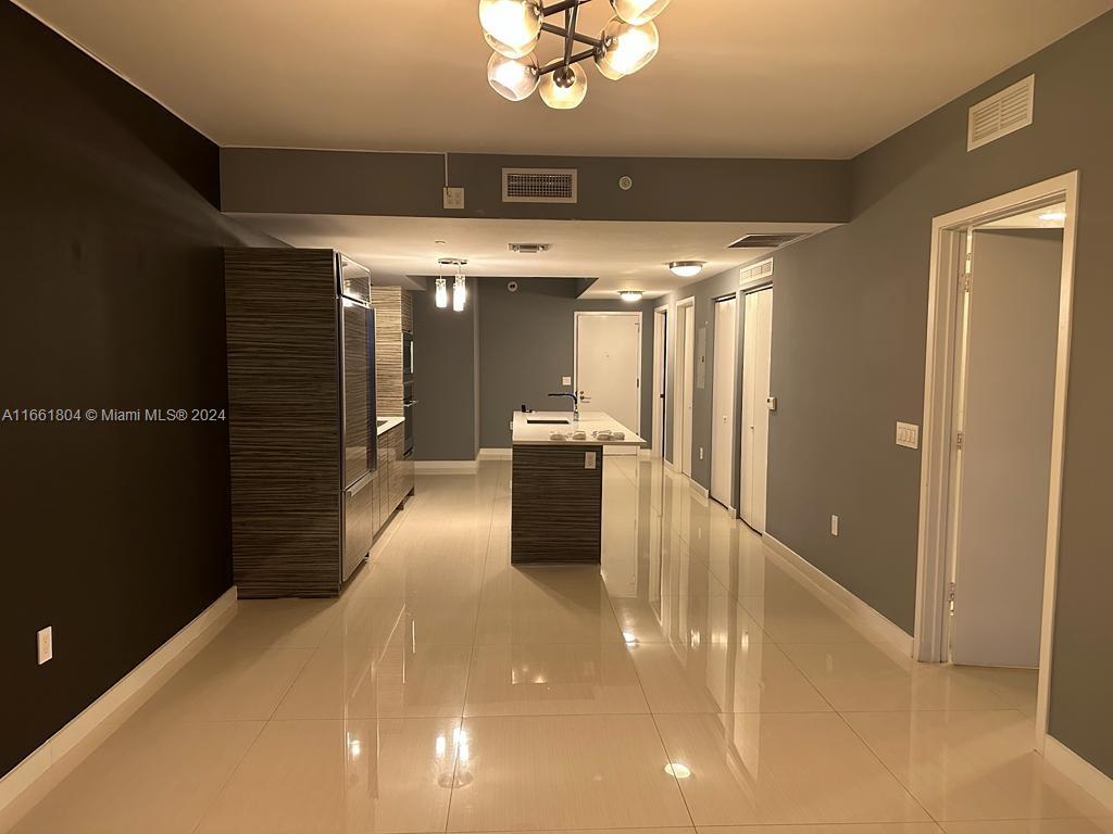 460 NE 28 STREET 1407