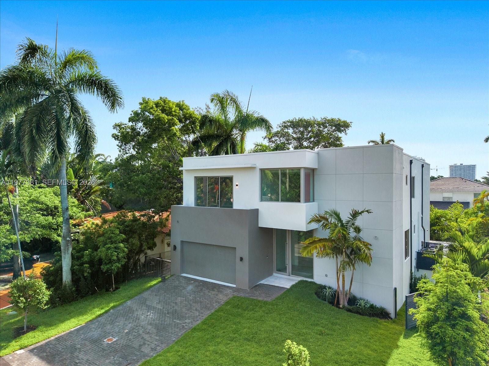 7701 Coquina Dr - Image 1