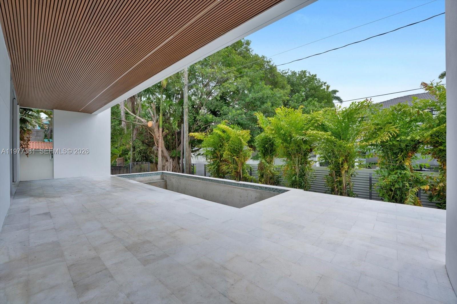 NORTH BAY ISLAND - Residential
