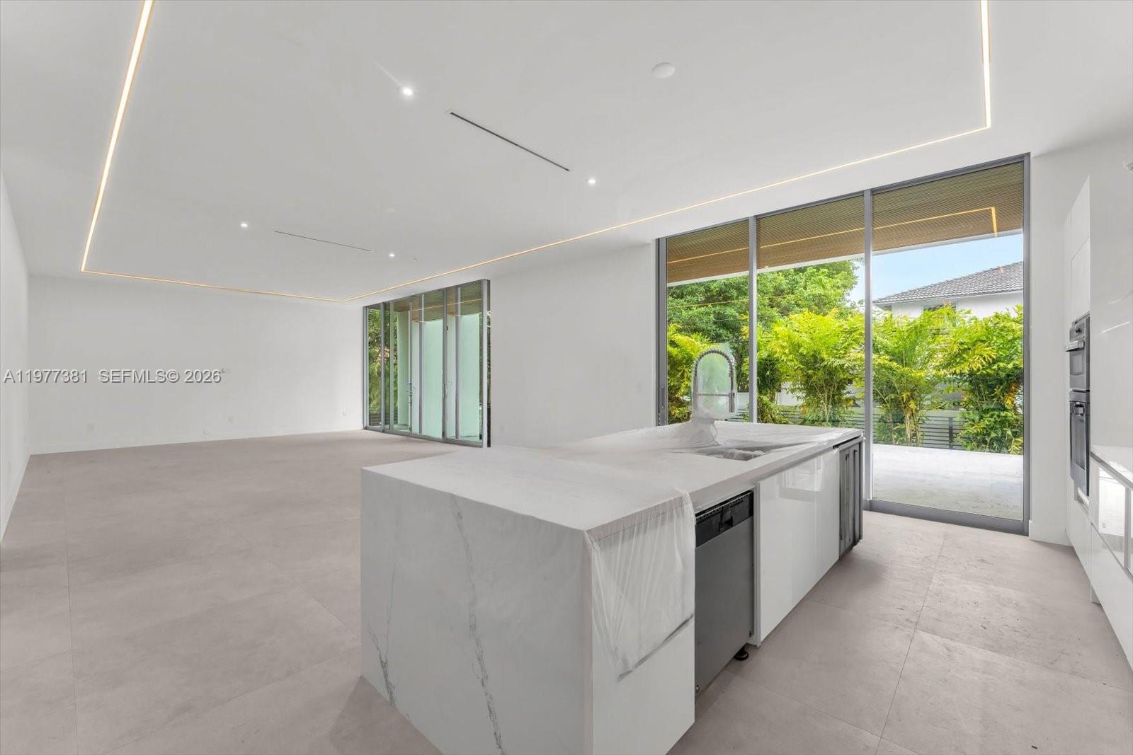 NORTH BAY ISLAND - Residential
