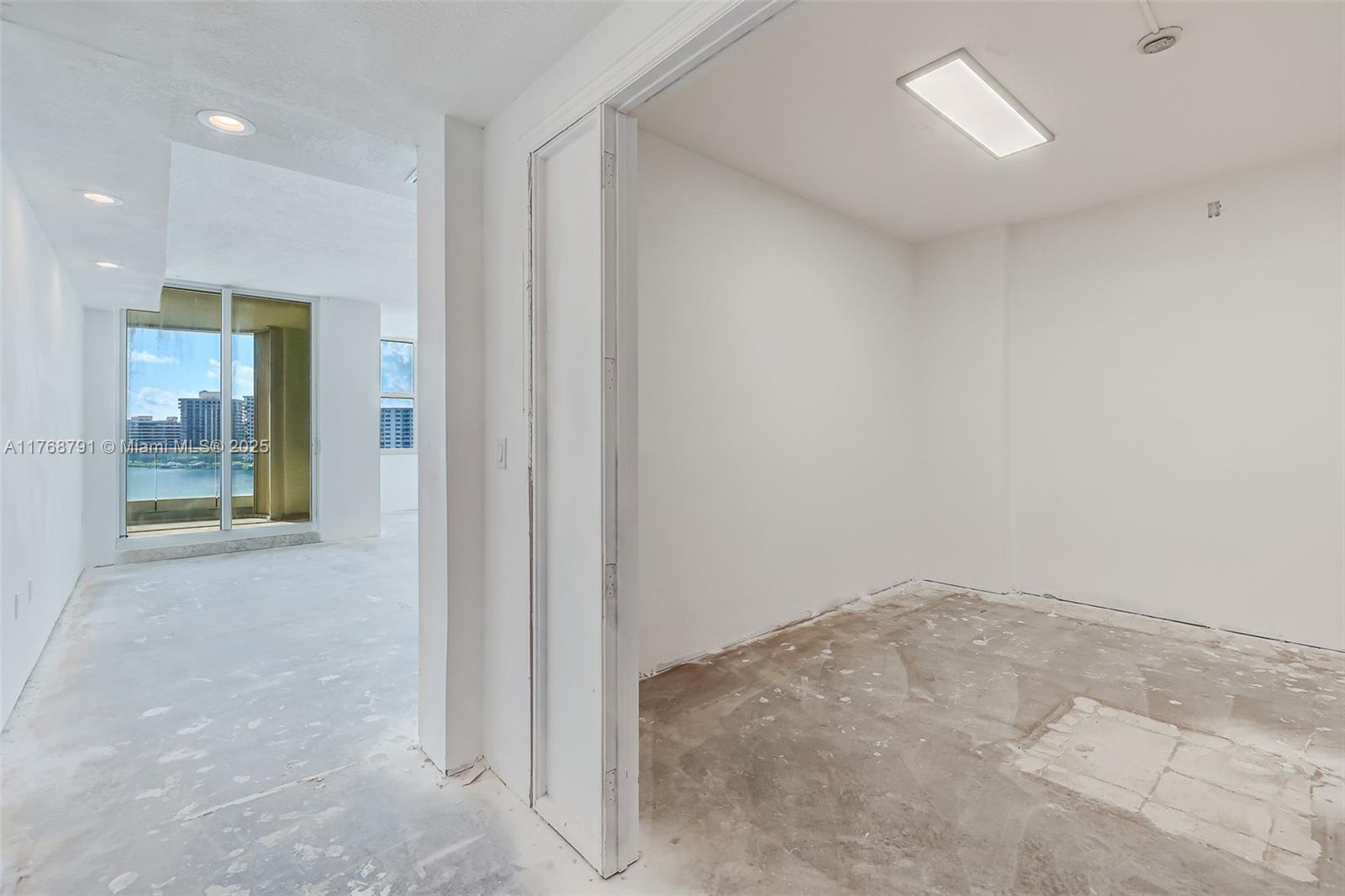 MIZNER GRAND CONDO - Residential