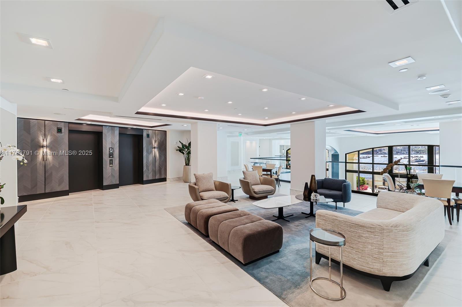 MIZNER GRAND CONDO - Residential