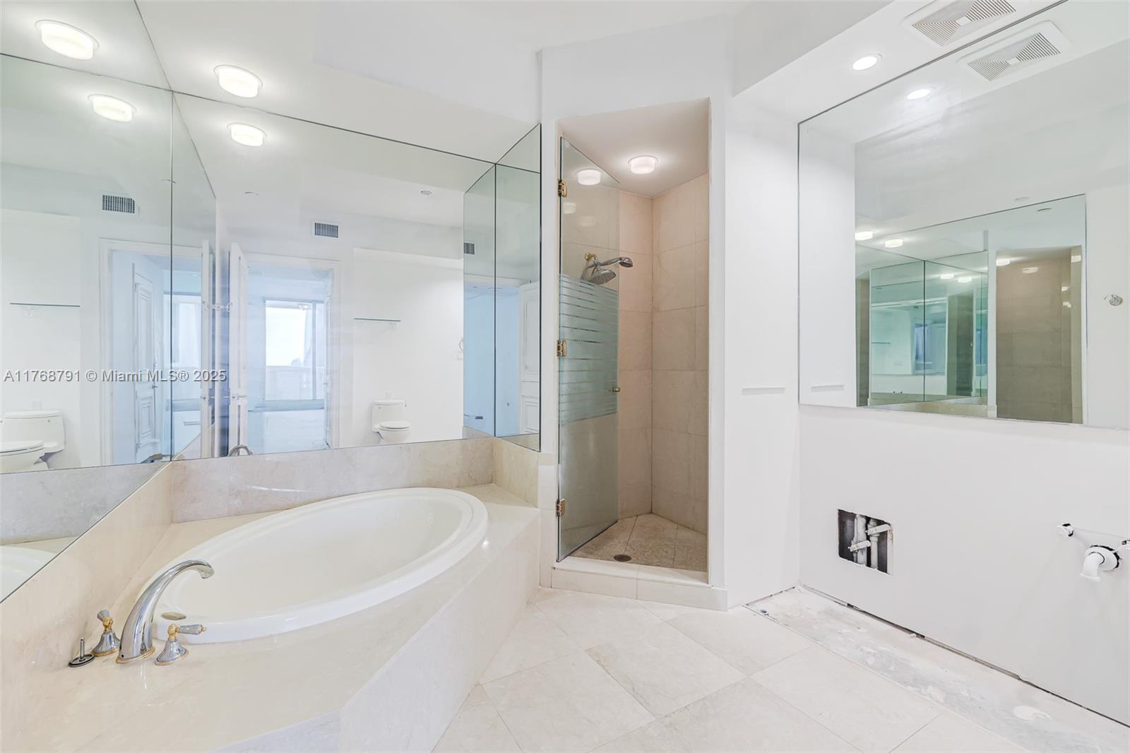 MIZNER GRAND CONDO - Residential