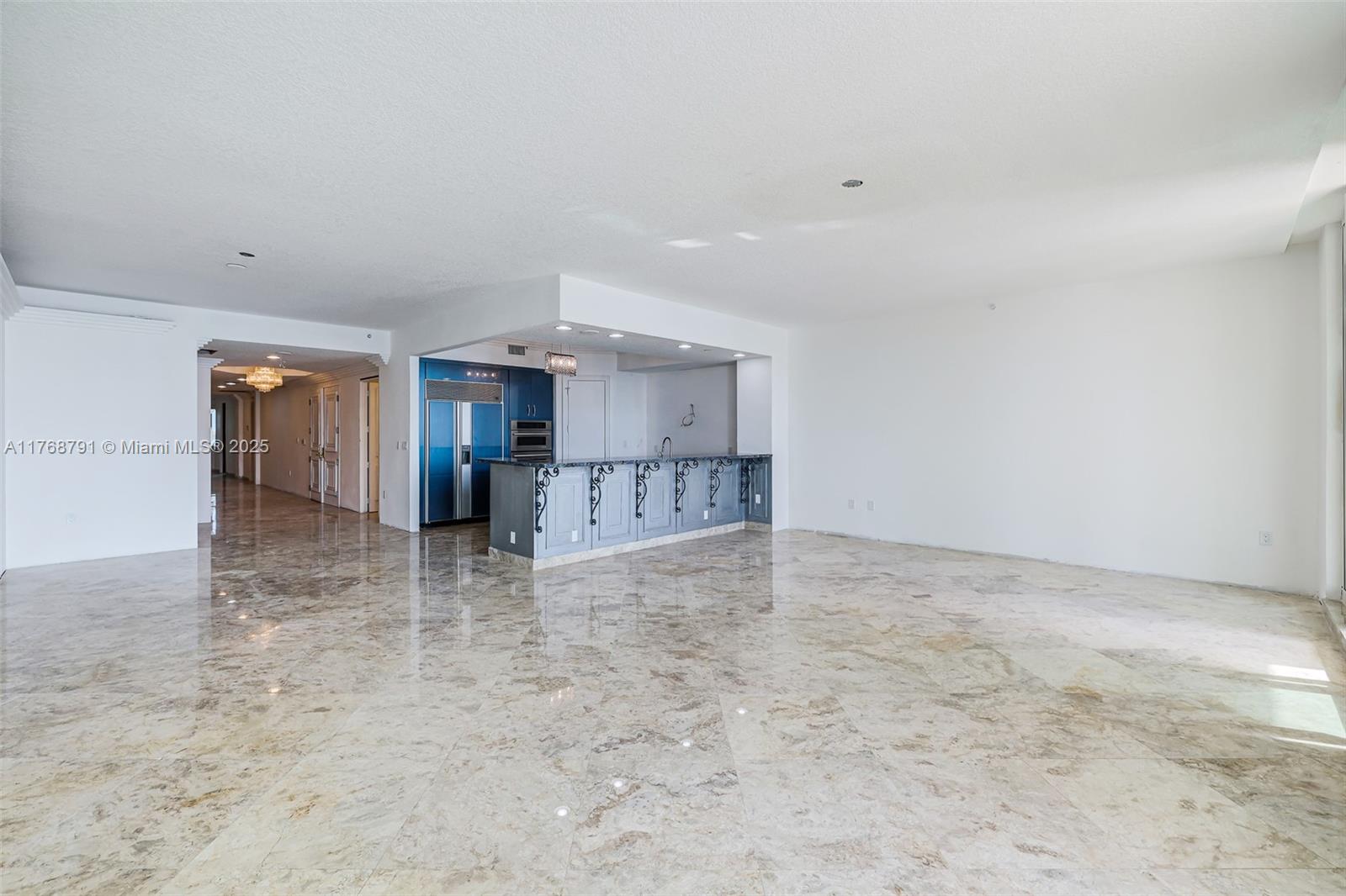 MIZNER GRAND CONDO - Residential