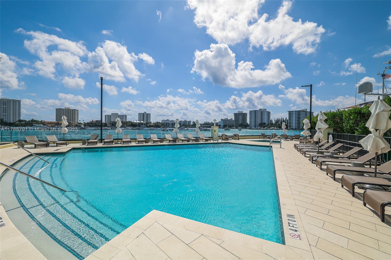 MIZNER GRAND CONDO - Residential