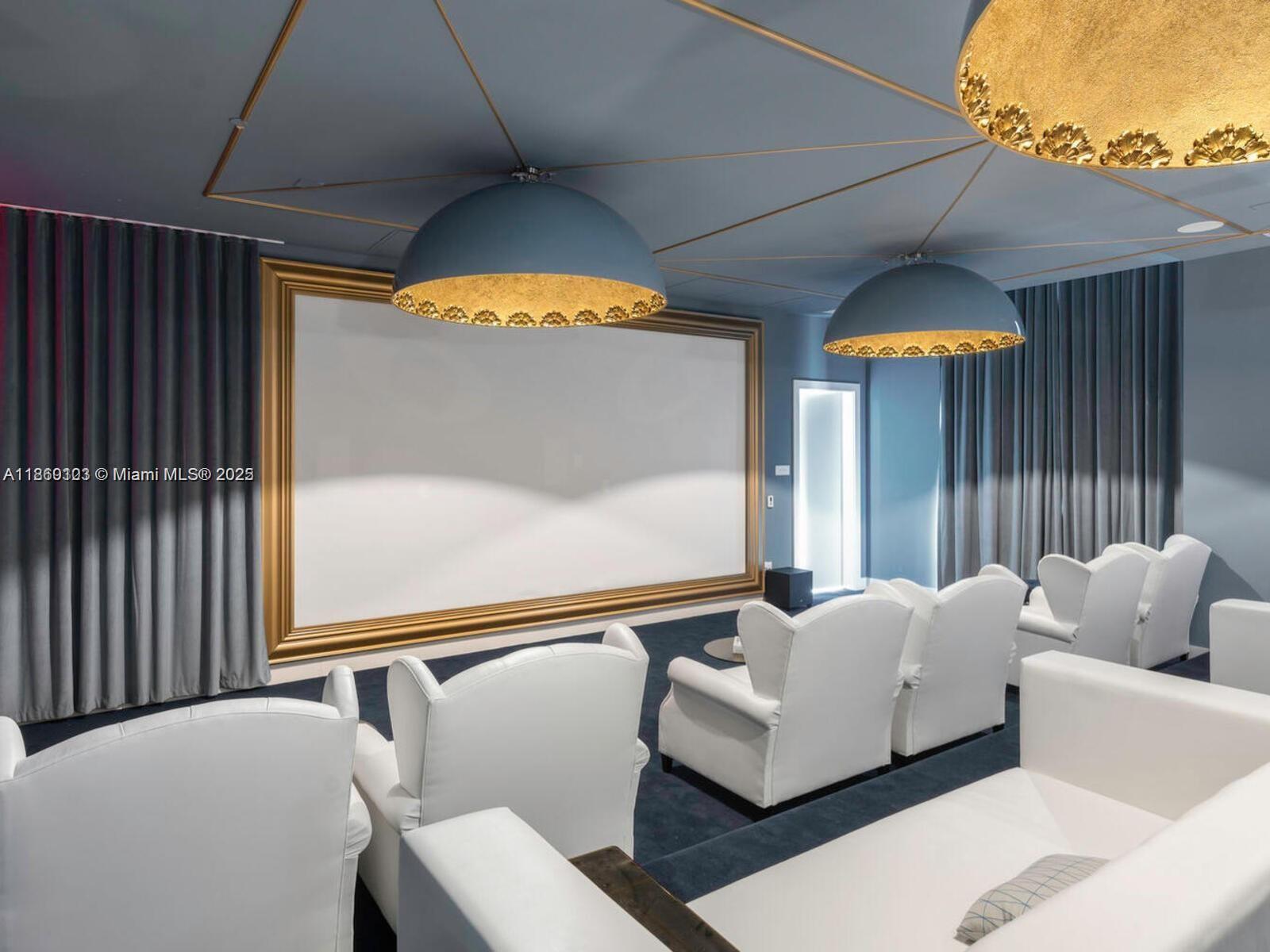 METROPICA NORTH TOWER ONE - Residential