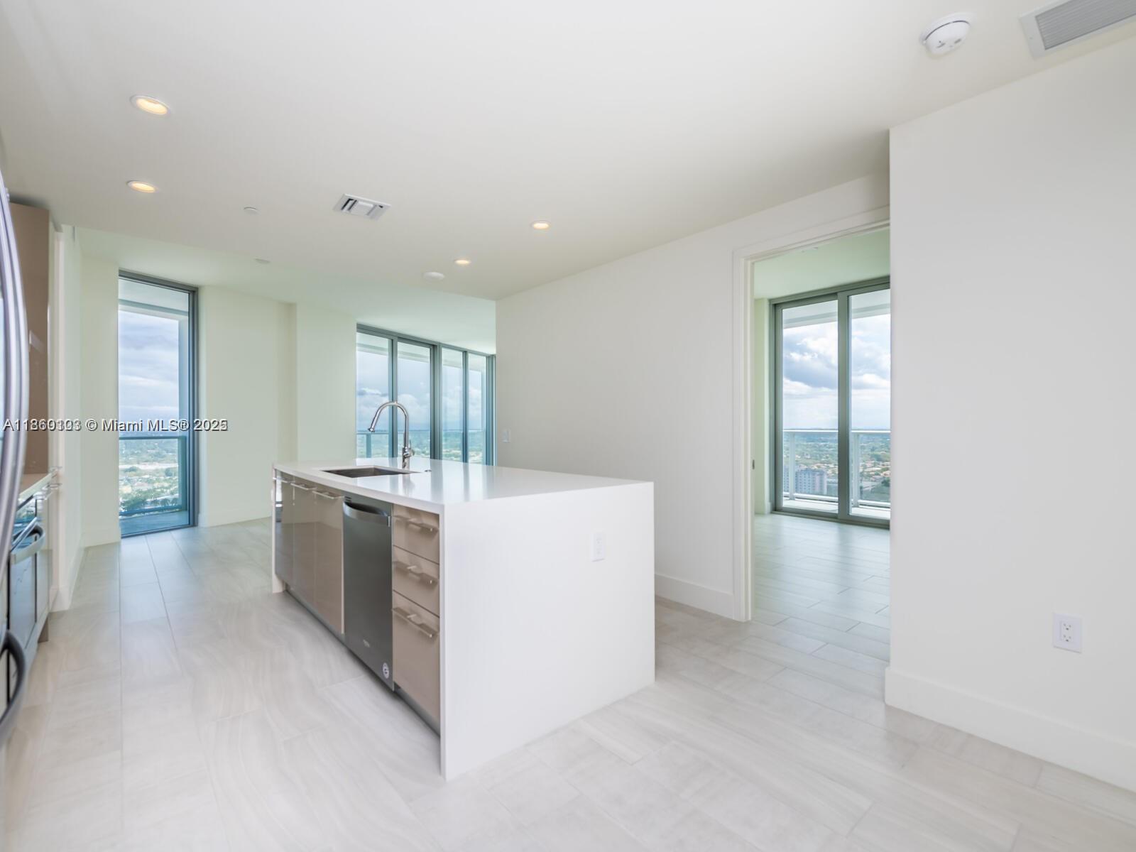 2000 Metropica Way 2509