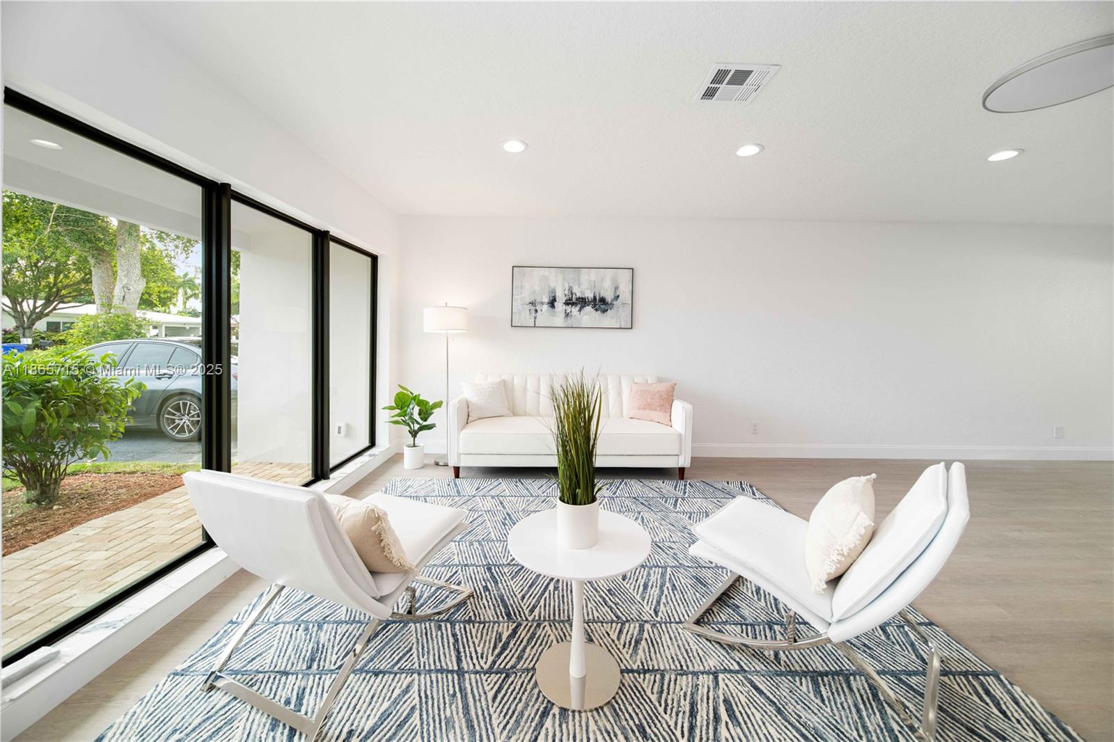 Bel Air - Residential