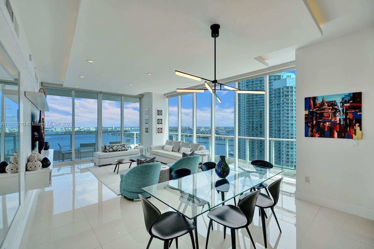 2020 N Bayshore Dr 3310