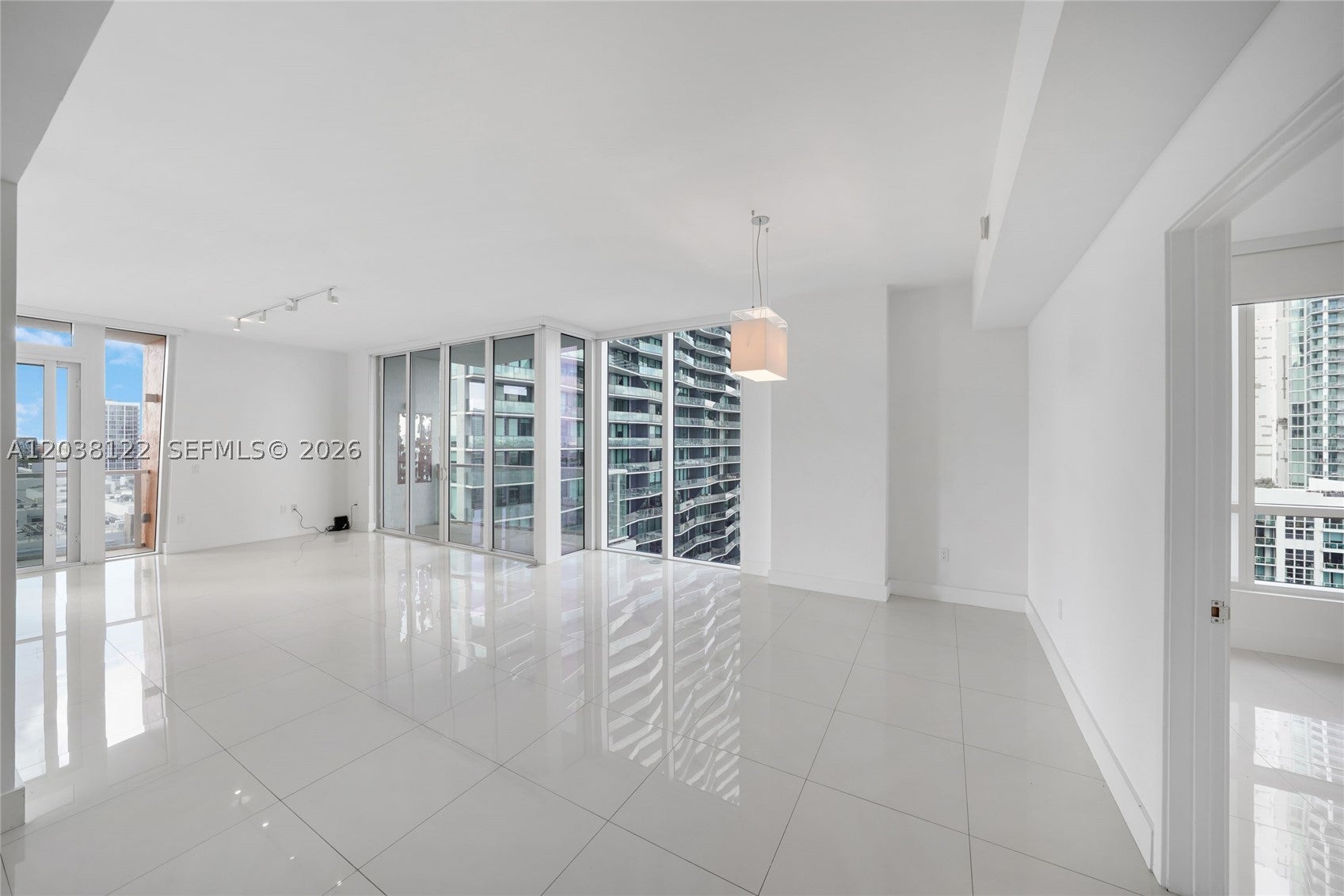 601 NE 27th St 1501