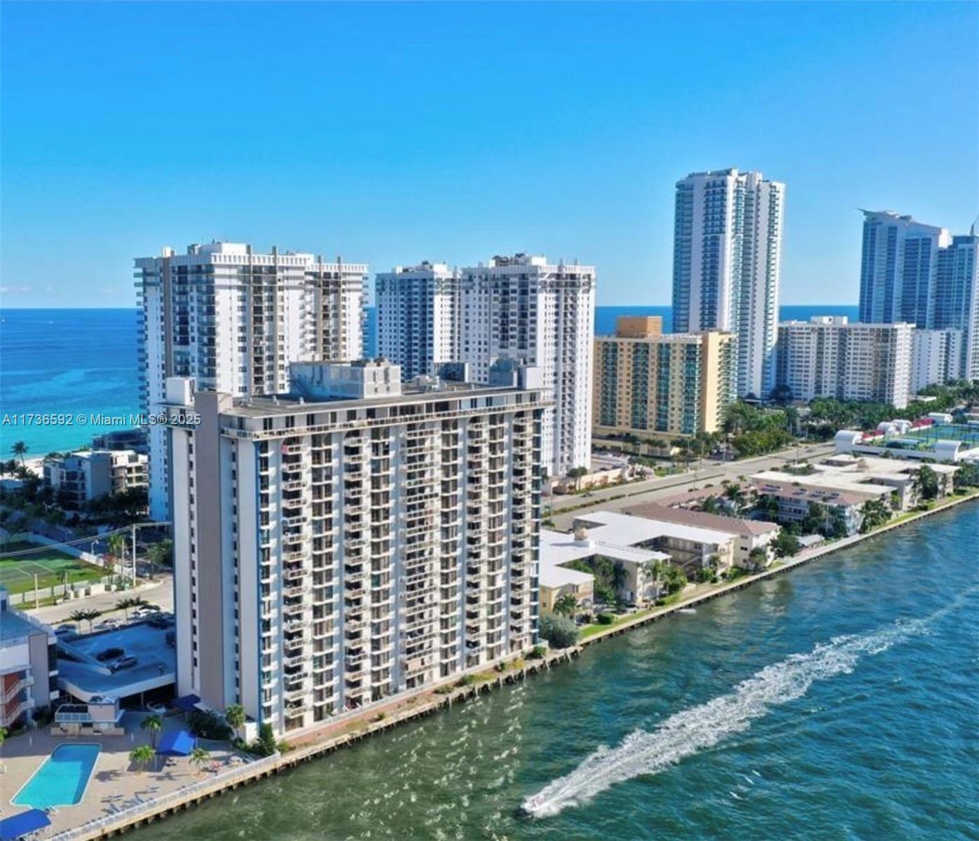 1600 S Ocean Dr 3G, Hollywood, Broward County, Florida - 2 Bedrooms  
2 Bathrooms - 
