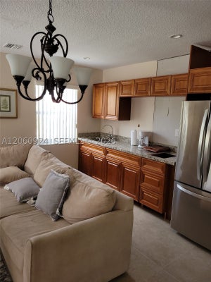 1163 NW 100TH TER # 1, MIAMI, FL 33150 - Image 6eb4a109612e6e5e68b16cb340f58aca/880036638