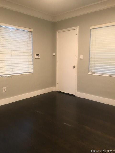 FLAMINGO WAVE CONDO - Residential Lease