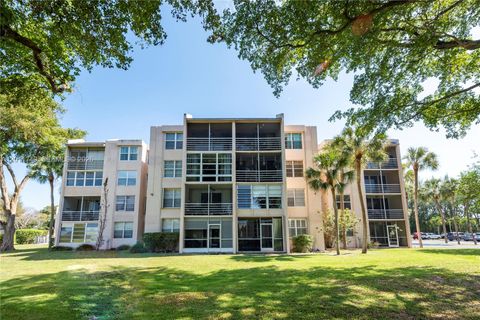 Tiny photo for 9491 Evergreen Pl #302, Davie, FL 33324 (MLS # A12011749)