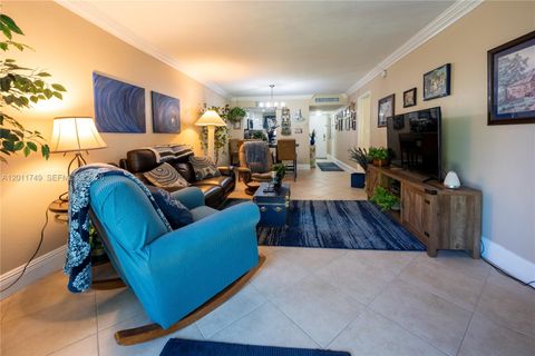 Tiny photo for 9491 Evergreen Pl #302, Davie, FL 33324 (MLS # A12011749)